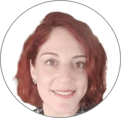 תמונת המחברת רוני קמפיאס